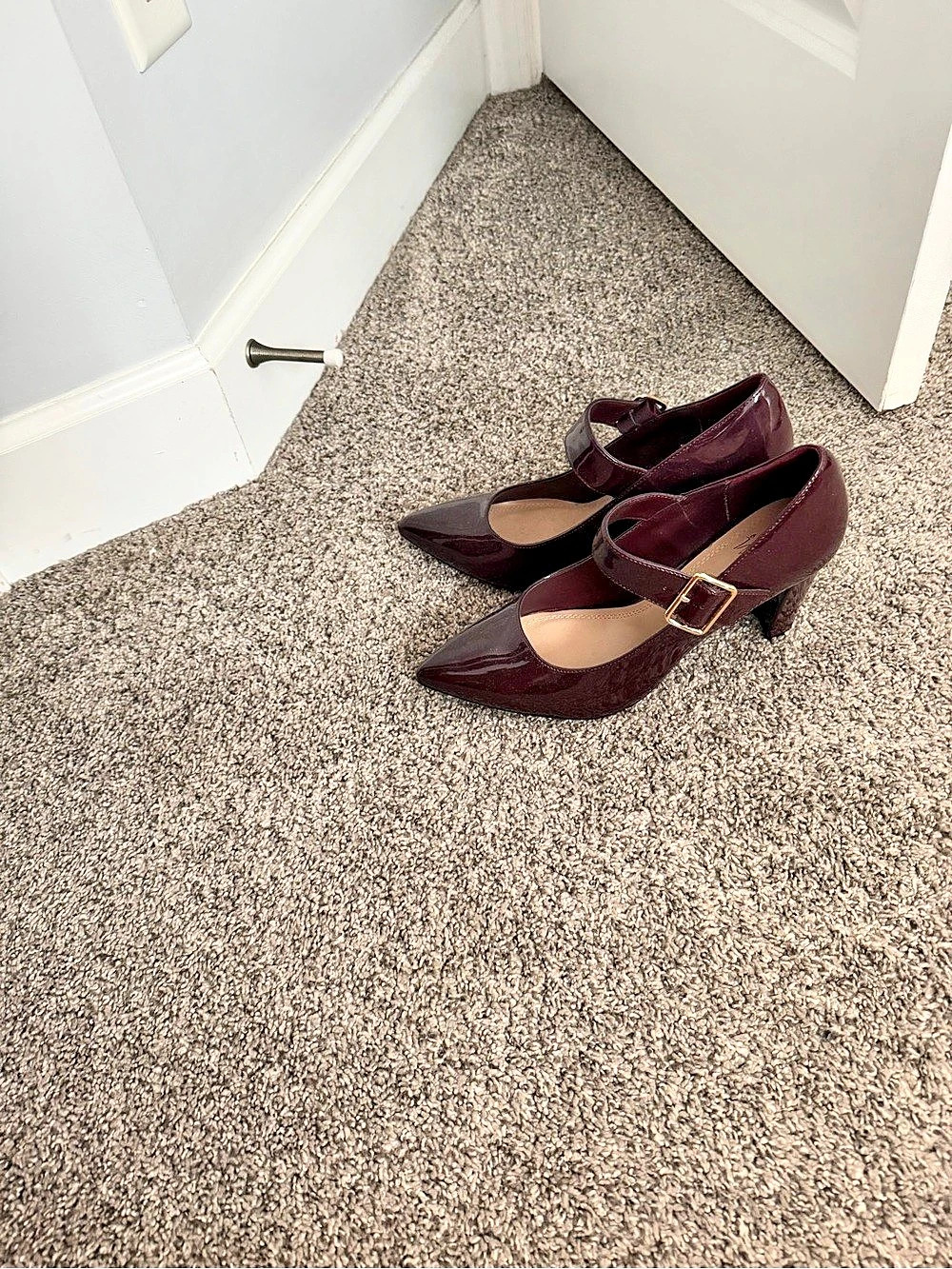 Impo Pointed-Toe Ankle Strap Heels in Burgundy Like New